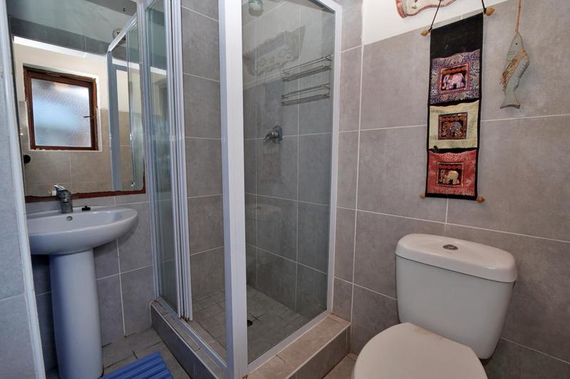 5 Bedroom Property for Sale in Stilbaai Wes Western Cape